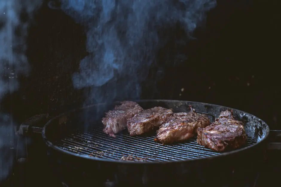 Filet mignon préparé et épongé avant saisie à la poêle